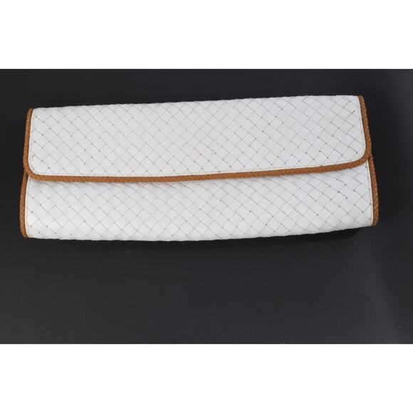Sondra Roberts White Woven Leather Oversized Flap Clutch Bag - Picture 6 of 8